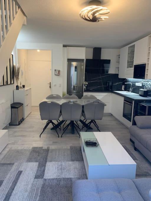 Appartement T3 Proche De Сомюр Екстериор снимка